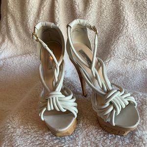 H by Halston/ Size 8/ White / 5 1/2 in. heel.